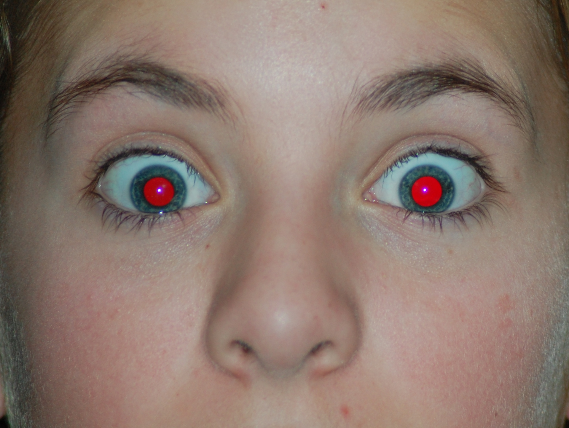 red eye remover