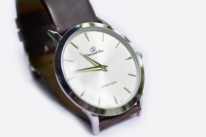 wrist-watch-183143_1280